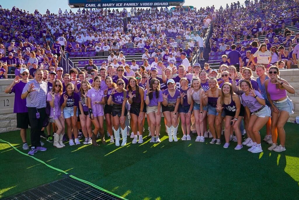 Tonight we celebrated more than 200 K-State students who received the Alumni Association Legacy Scholarship this year!

Scholarships are made possible with funds raised through the K-State License Plate program. Get your plate today k-state.com/drive
#KStateAlumni #KState