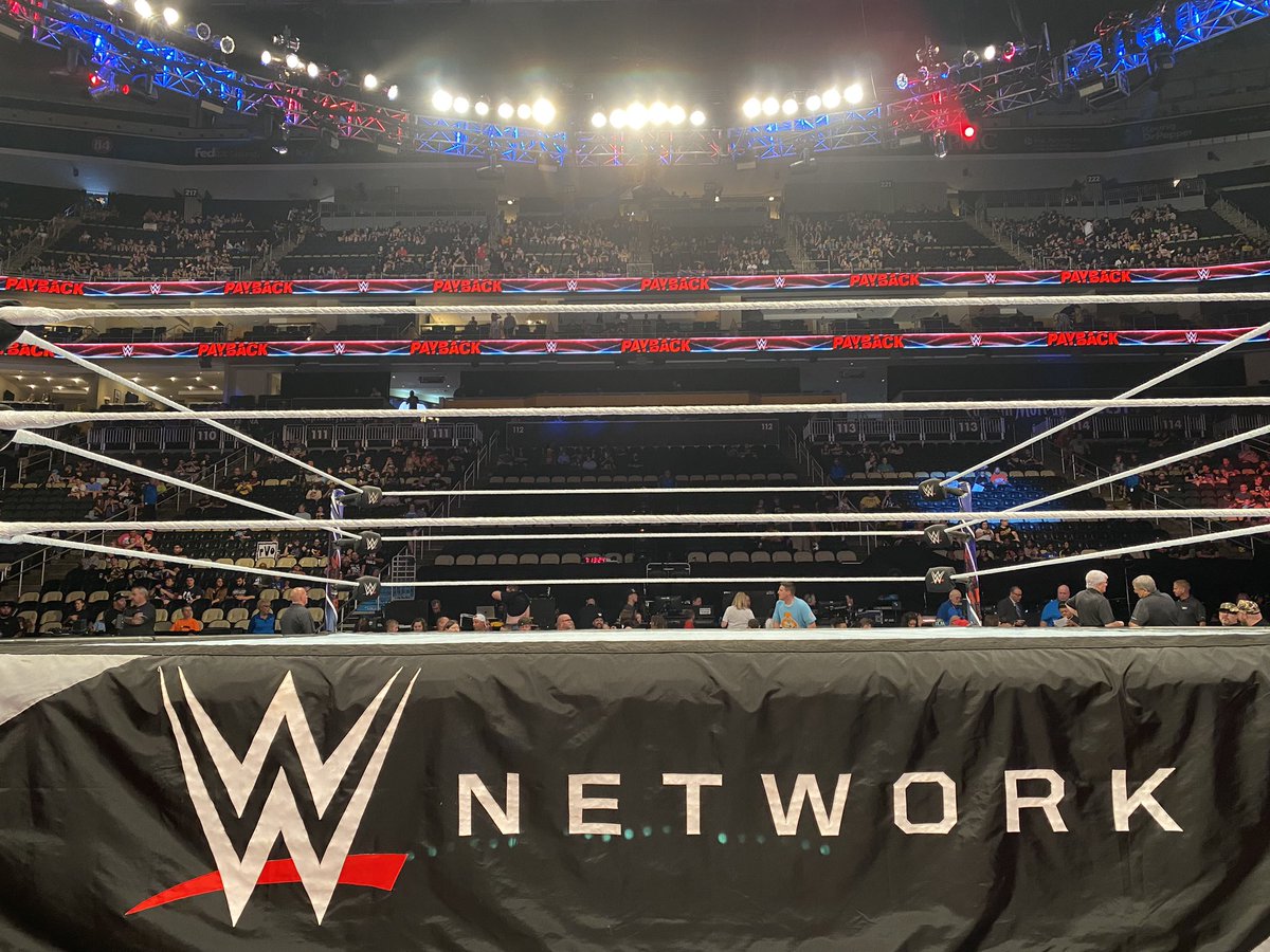 Green Shirt Guy tweet media