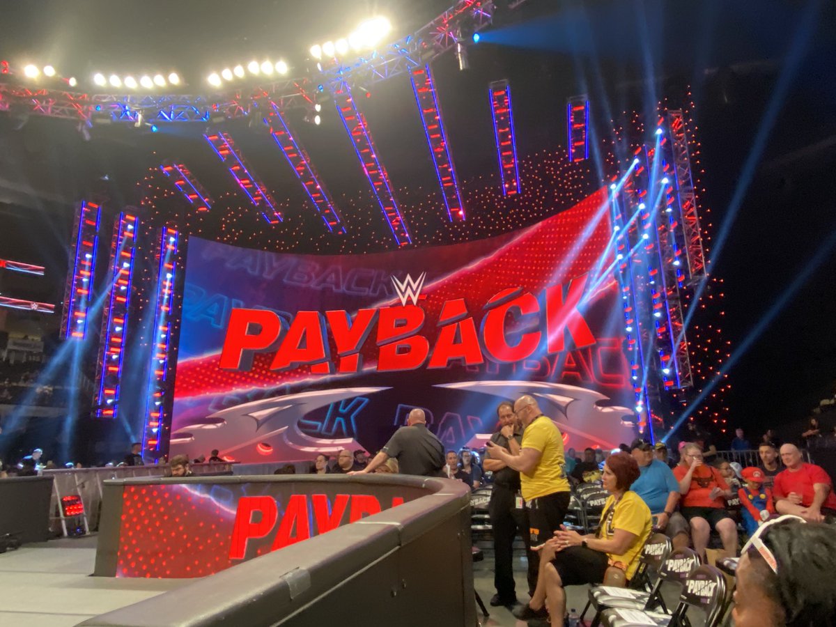 Green Shirt Guy tweet media