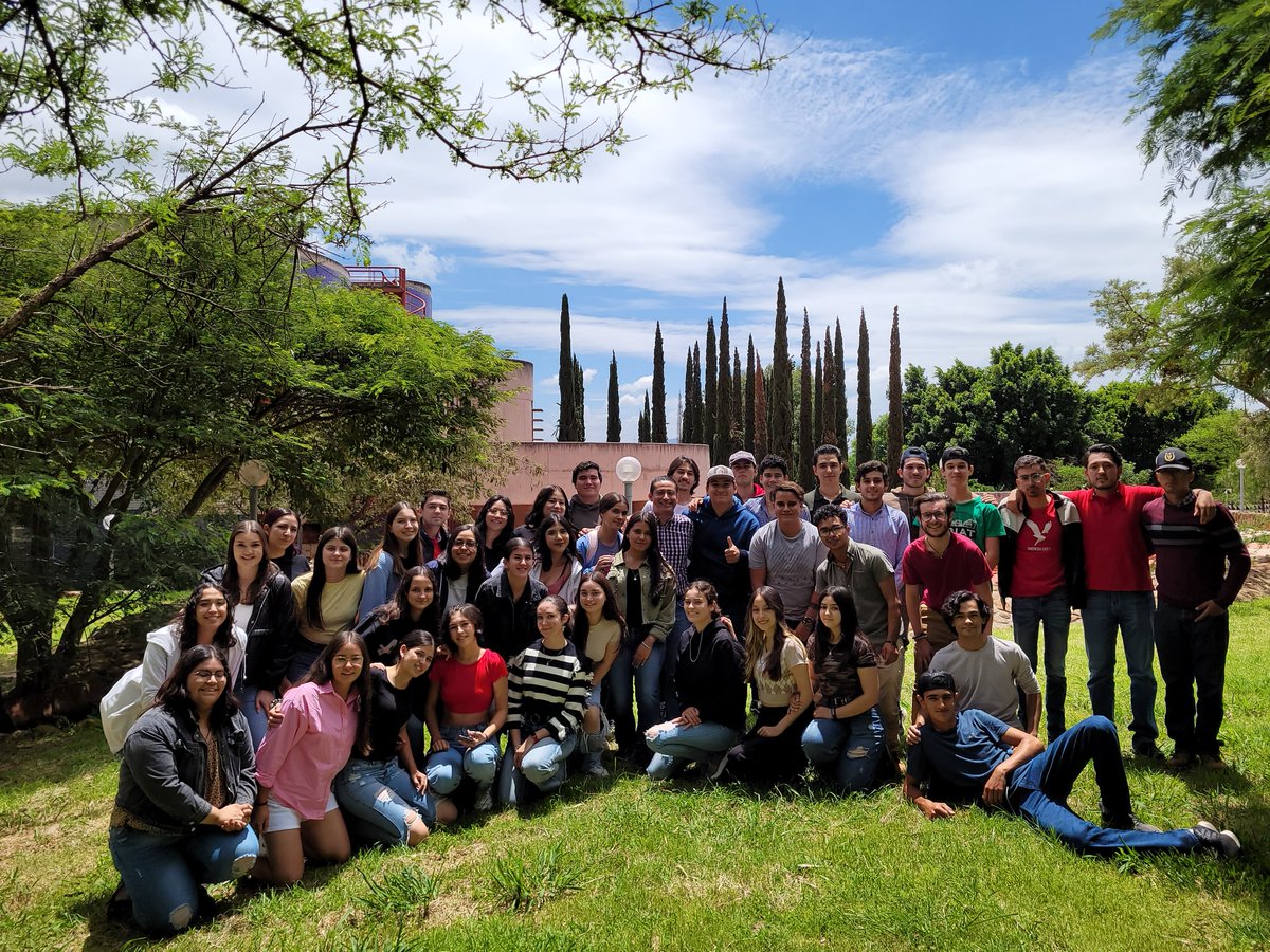 Eliab Estrada (@eliabestrada) on Twitter photo Here with my veterinary students (5th and 2nd semester) from Universidad de Guadalajara <a href="/CUAltos/">CUAltos UdeG</a> <a href="/DCAI_CUAltos/">División de Ciencias Agropecuarias e Ingenierías</a> semester 2023-B. Here with my veterinary students (5th and 2nd semester) from Universidad de Guadalajara <a href="/CUAltos/">CUAltos UdeG</a> <a href="/DCAI_CUAltos/">División de Ciencias Agropecuarias e Ingenierías</a> semester 2023-B.