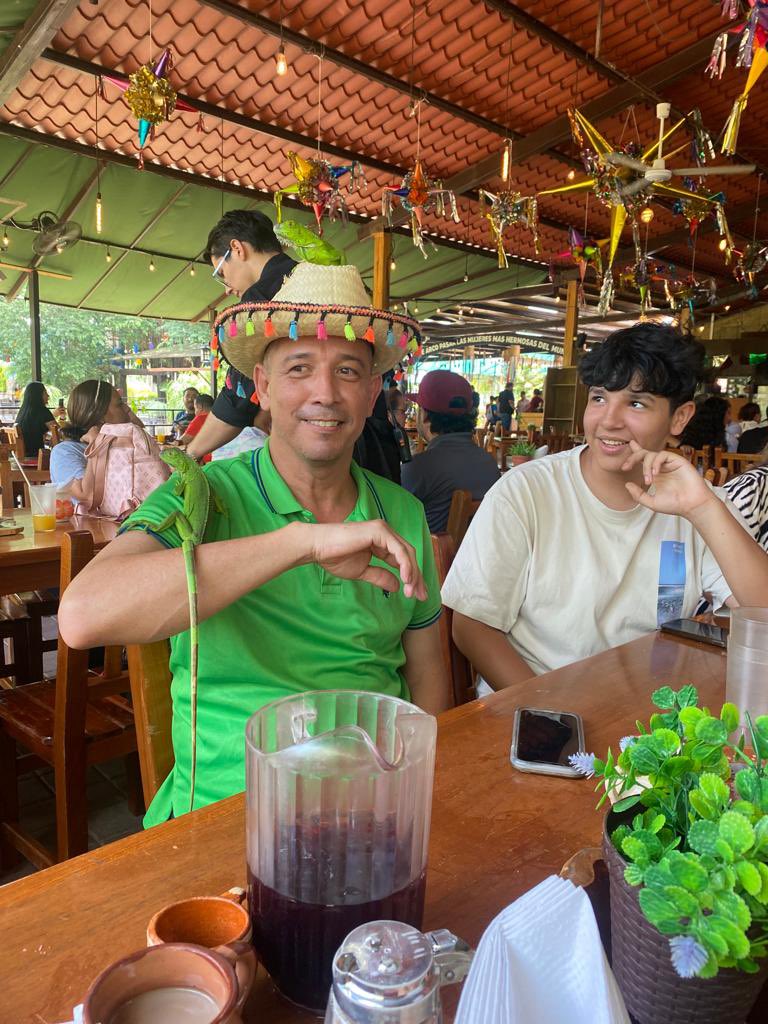 jacaco's tweet image. La #FiestaDeLasIguanas