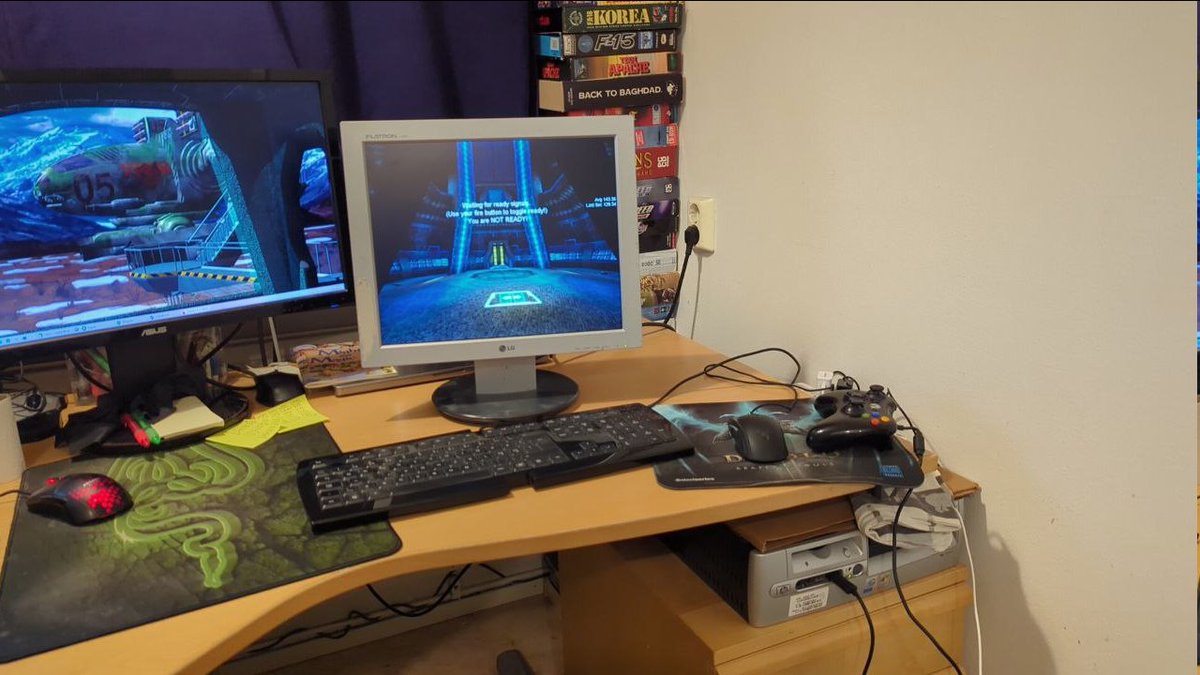 sajbear666's tweet photo. My #Win98SE retro computer has been upgraded with a new #Soundblaster pci 128 sound card and an Asus AGP V7100! #UT99 now runs at an average of 100 fps @ 800x600! 😎 #retrogaming https://t.co/61NY2kgHji