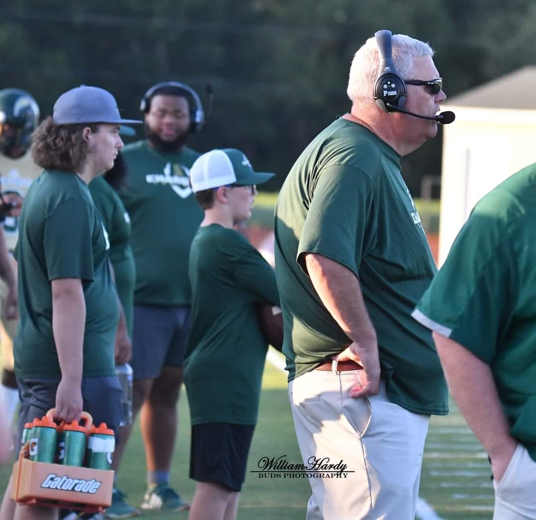 GREAT TO SEE COACH BACK ON THE SIDELINES 💪💪 <a href="/AGHSFootball/">AydenGriftonFootball</a>