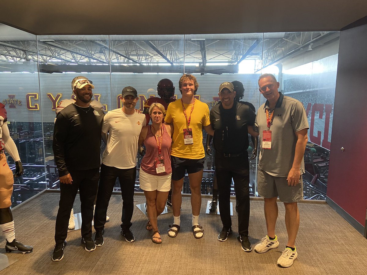 Eli Johnson tweet media