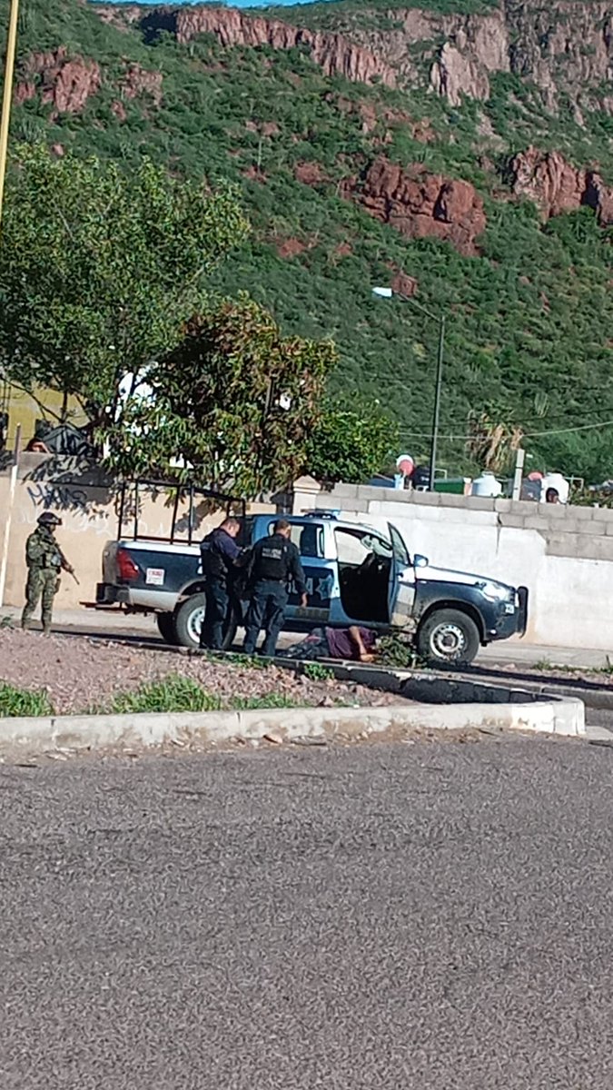 AguedaBarojas's tweet photo. #Guaymas Agreden con arma de fuego a un hombre en el norte de la ciudad. https://t.co/lo2zagvP19