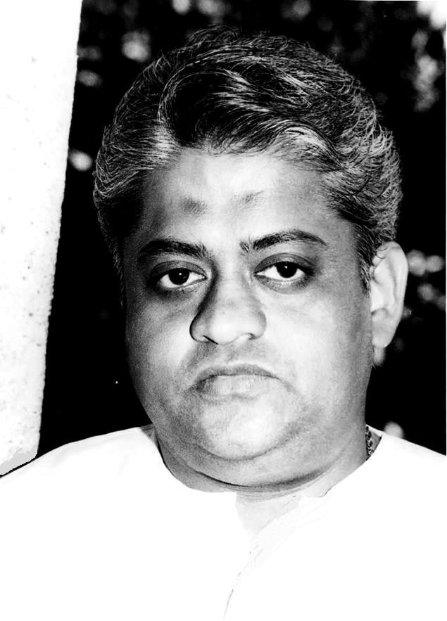Bollywoodirect's tweet image. Birthday Greetings to Hindi film industry&apos;s living music legend Sri. #Pyarelal Ramprasad Sharma. (03/09). The legendary music director duo of #LaxmikantPyarelal is a synonym to Hindi film music, more so to it’s popular and hit music.   
Born on September 3, 1940, Pyarelal…
