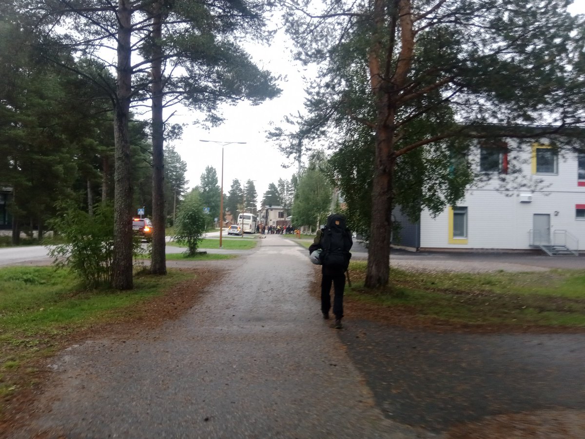 Tämän syksyn Ruska jää harmillisesti väliin, mutta lähetin kuitenkin edustajan Lappiin koulun erä- ja luontokurssille.