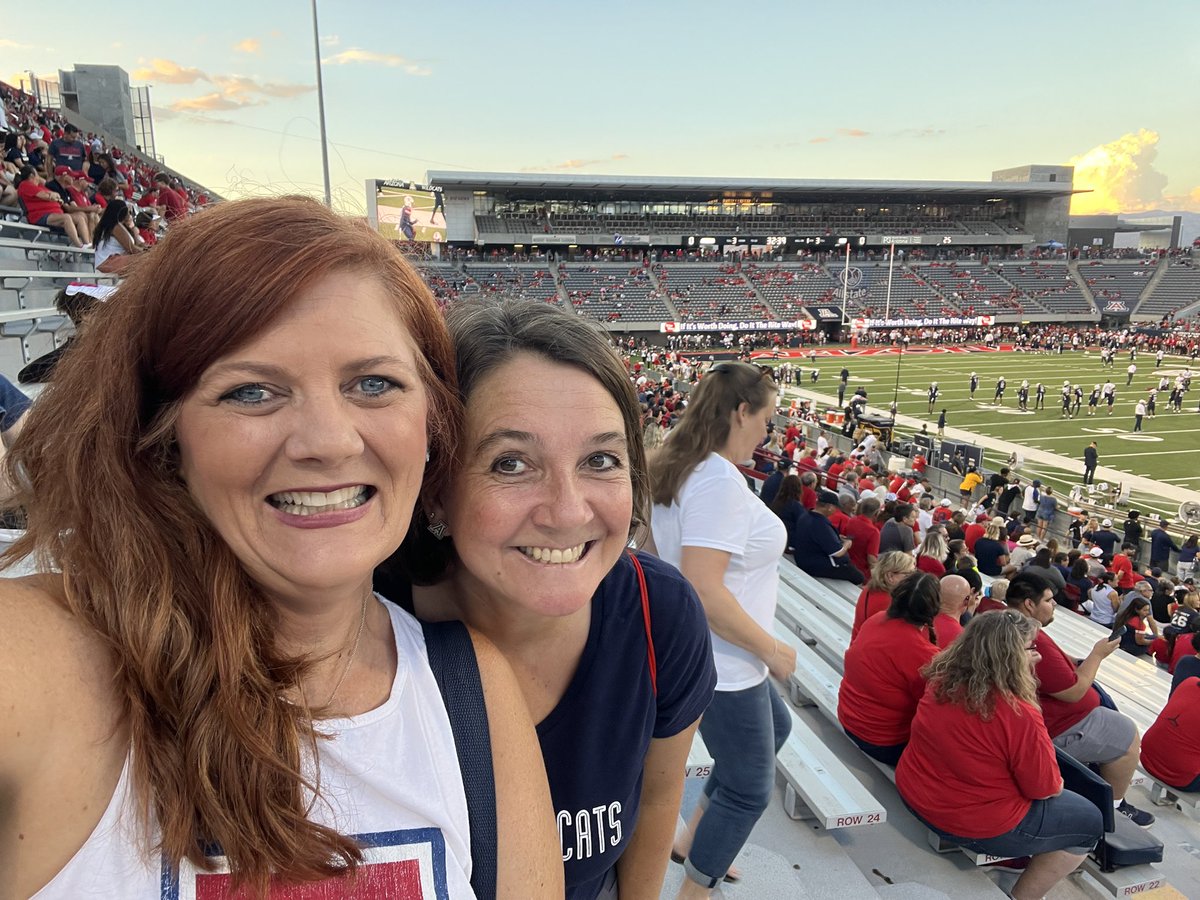 MayfieldTraci's tweet photo. #desertfury let’s go Cats!! https://t.co/x3AzjxHuJT
