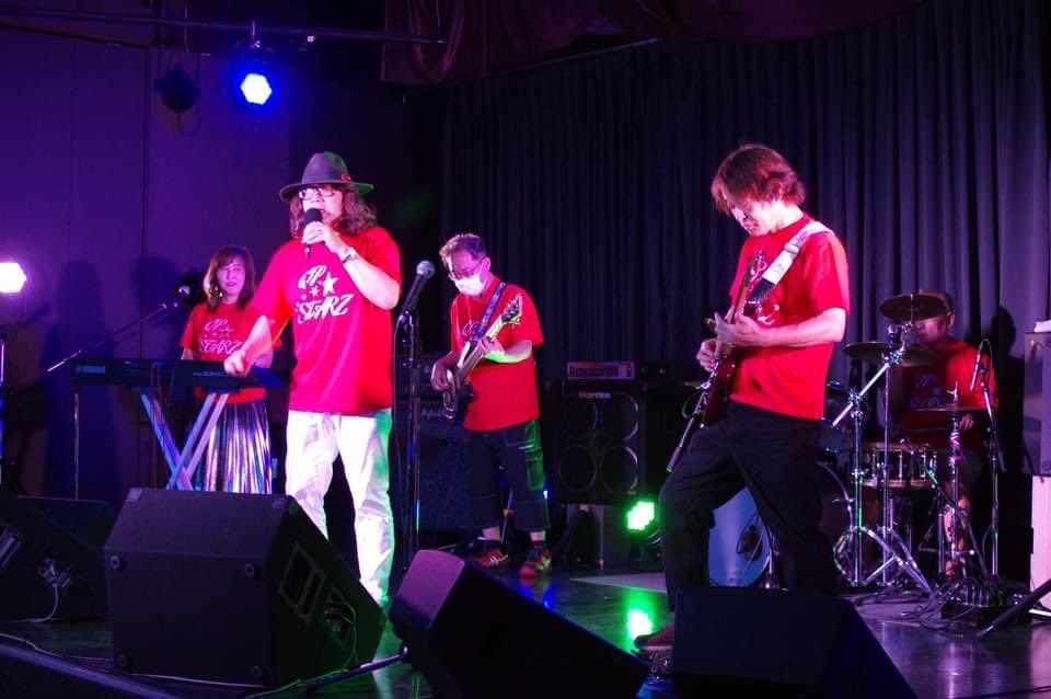 あと少しで、出番です！
２ヶ月連続出演とは
実にありがたいお話です♪

静岡近郊にお住まいの方
もしよろしければ、
久能山リバティのお風呂に入る前に
ライブハウスを覗いてみてください🍀

お待ちしております🤗