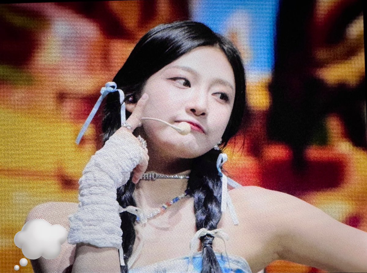 vvmolayovv's tweet photo. 230902

#닝닝 #에스파 #ningning #aespa https://t.co/Q7Hyf2cB6W