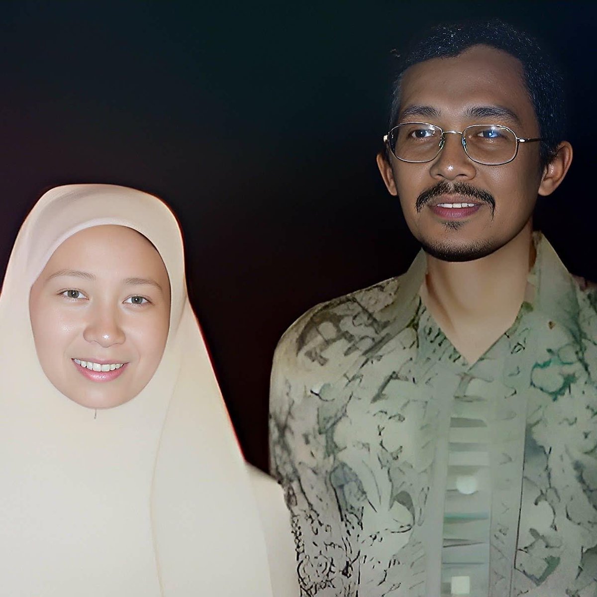 zack_rockstar's tweet image. 25 tahun yang lalu, pasangan ini diuji dengan peristiwa yang sangat dasyat. Tidak semua suami mahu pun isteri mampu mengharungi ujian yang terlalu mengerikan sebagaimana mereka lalui. Kalian berdua adalah inspirasi saya dan juga sebahagian besar yang membaca posting ini. Semoga…