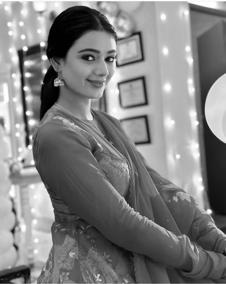 shivangian10x's tweet photo. — pretty girl 🦋❤

[#NehaSolanki #Tiltie #Titli ] https://t.co/XNgReIGE94