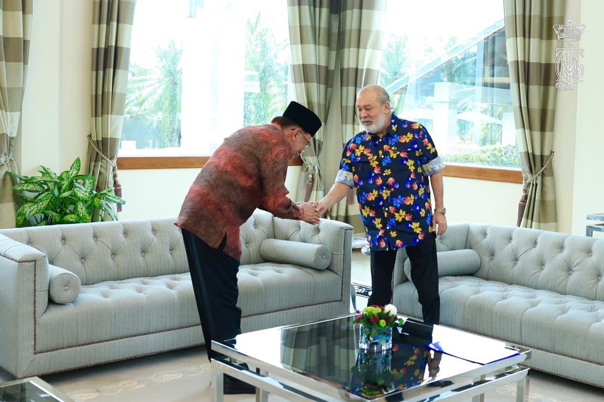 HRH Crown Prince of Johor tweet media