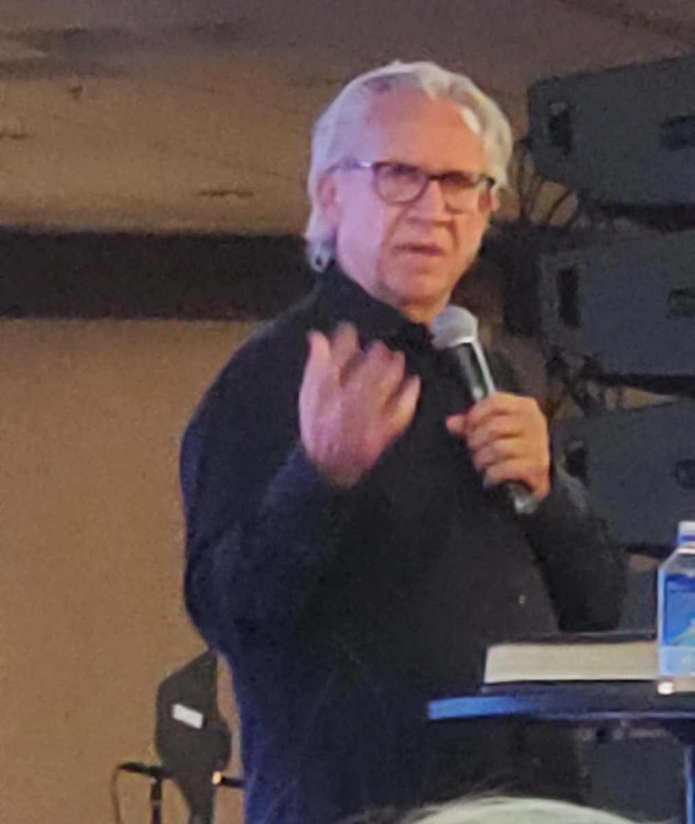 MarkGrote's tweet photo. Bill Johnson bringing his usual powerful insights on God's word like no one else can. He followed this with a healing service and there were many testimonies of people getting healed. #theFinding https://t.co/ygvZ2GRCOr