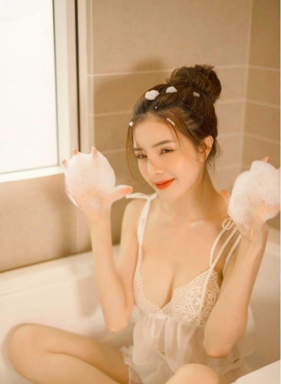 kimanhlqp's tweet photo. #lanquephuong #lankwaifong 

#Hotgirl Lilly Luta 

Ngày nghỉ lễ thứ 2 của các anh thế nào ? 
#comment em biết với nhé 

#xxx #gaixinh #SugarBabyTwitter https://t.co/xgPBjHpZzB