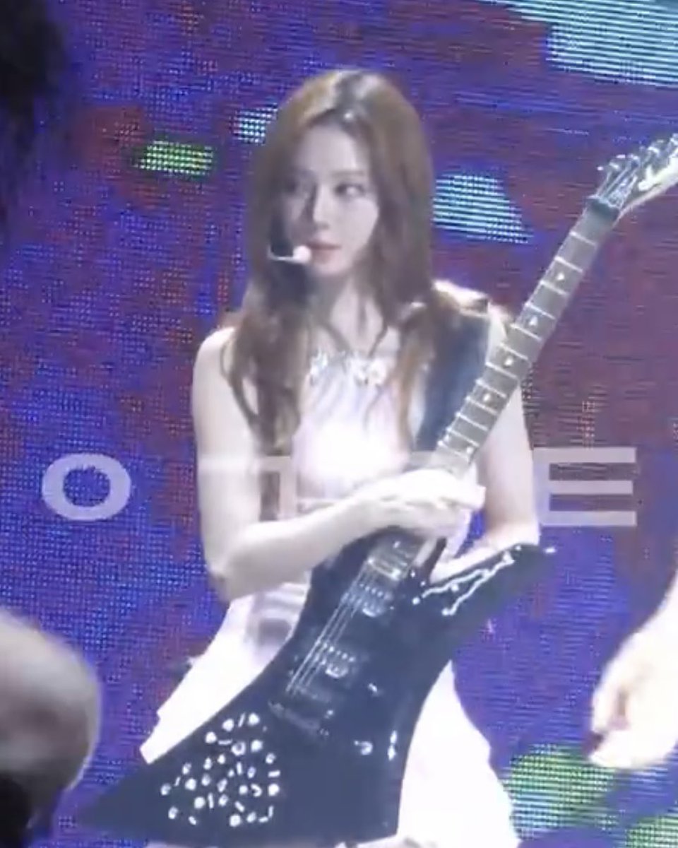 에바적으로 아름다우심