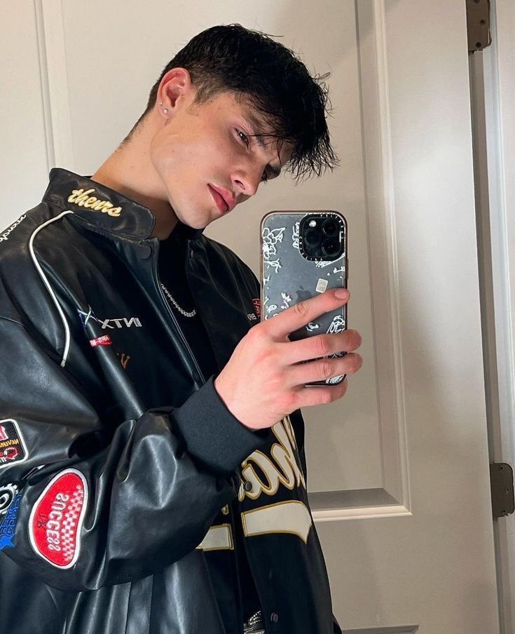 mxmcohen's tweet photo. @𝗺𝗮𝗱𝗺𝗮𝘅𝘅𝗺 on instagram. 

So live for today, tomorrow never comes https://t.co/vTxaNsE4Dt