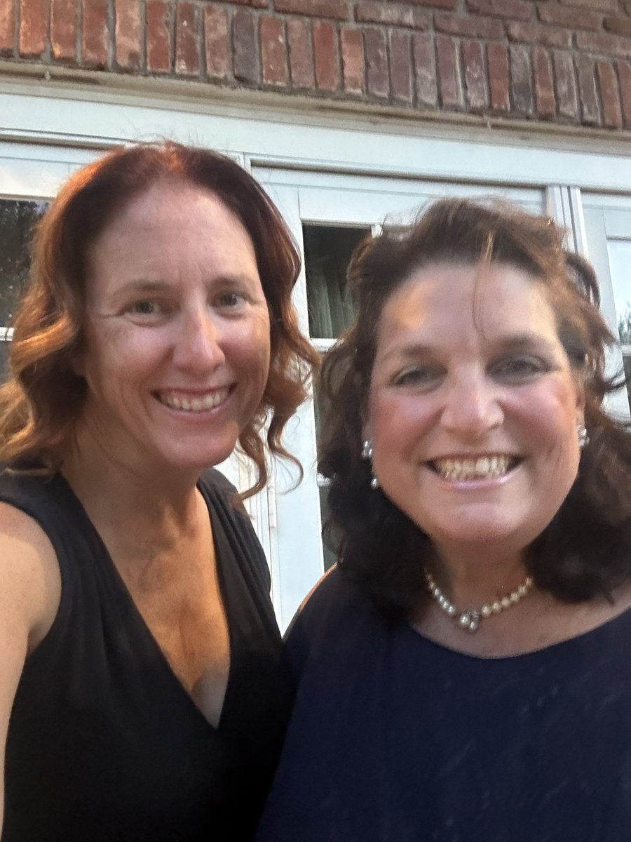 Mineola Strings played for one of our own tonight!  Perfect weather, beautiful atmosphere and a gorgeous bridal party.  Always a pleasure to play with 2 former students who are now colleagues and friends <a href="/mrs_ramsingh/">Sarah Ramsingh</a>