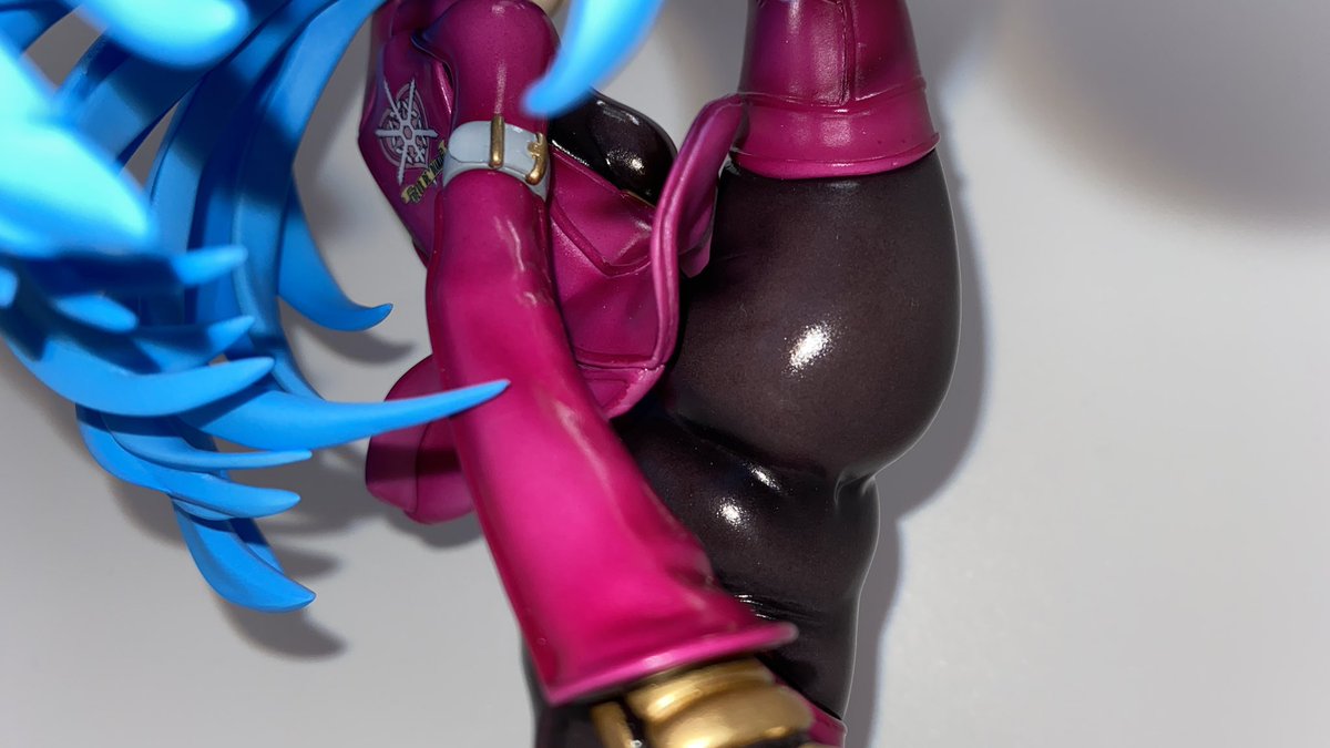 #このタグを見た人は持ってる中で戦闘力高そうなの晒せ
KOF11の三強!と銘打った激カワクーラフィギャー自慢 