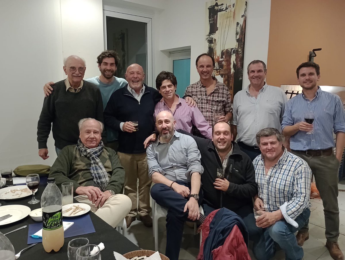 Grupo CREA La Novena tweet media