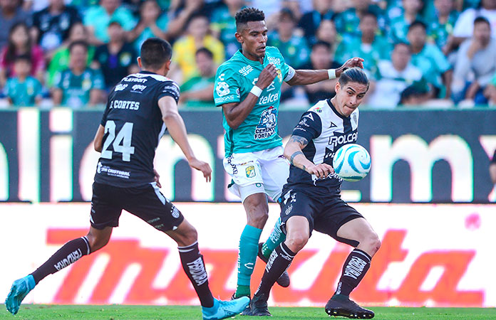 Sufre León con Necaxa

pulsoslp.com.mx/meta/sufre-leo…