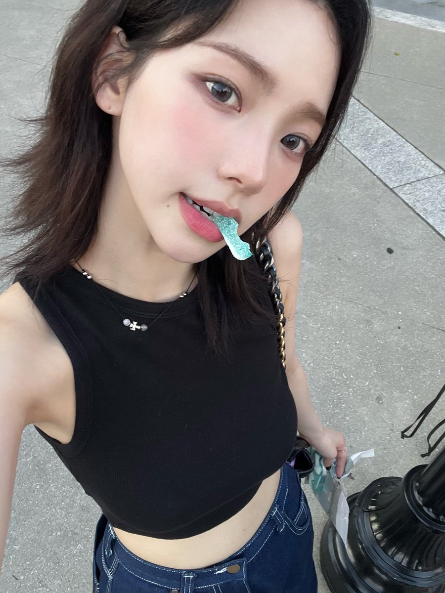 Karina tweet media