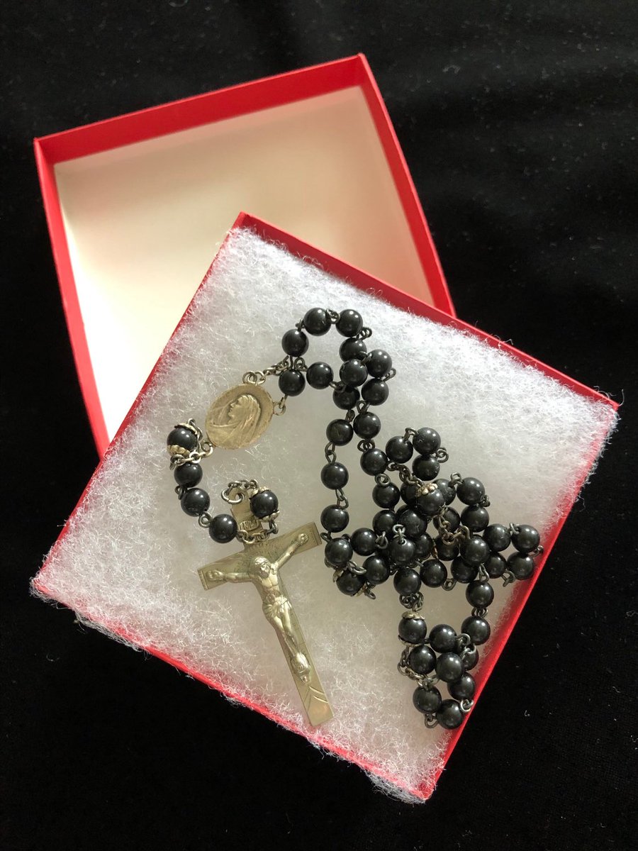 Over 50 items in my #Etsy shop are now on sale. Like this #vintage AFCO rosary with sterling silver and black crystal beads. bindisboutiquebysara.etsy.com/listing/966094… #vintagesilver #vintagerosary