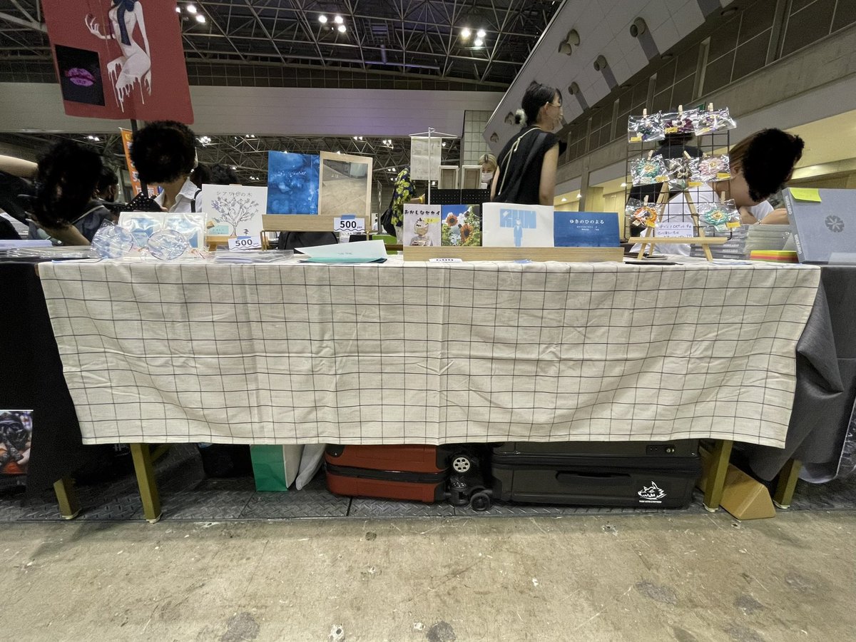 LampPicturebook's tweet photo. #コミティア145  #COMITIA145  #COMITIA
設営完了しました！

ブースはK32ab

写真と絵本のサ���クル「LAMP」をよろしくお願いします！ https://t.co/NufLwmf0xP