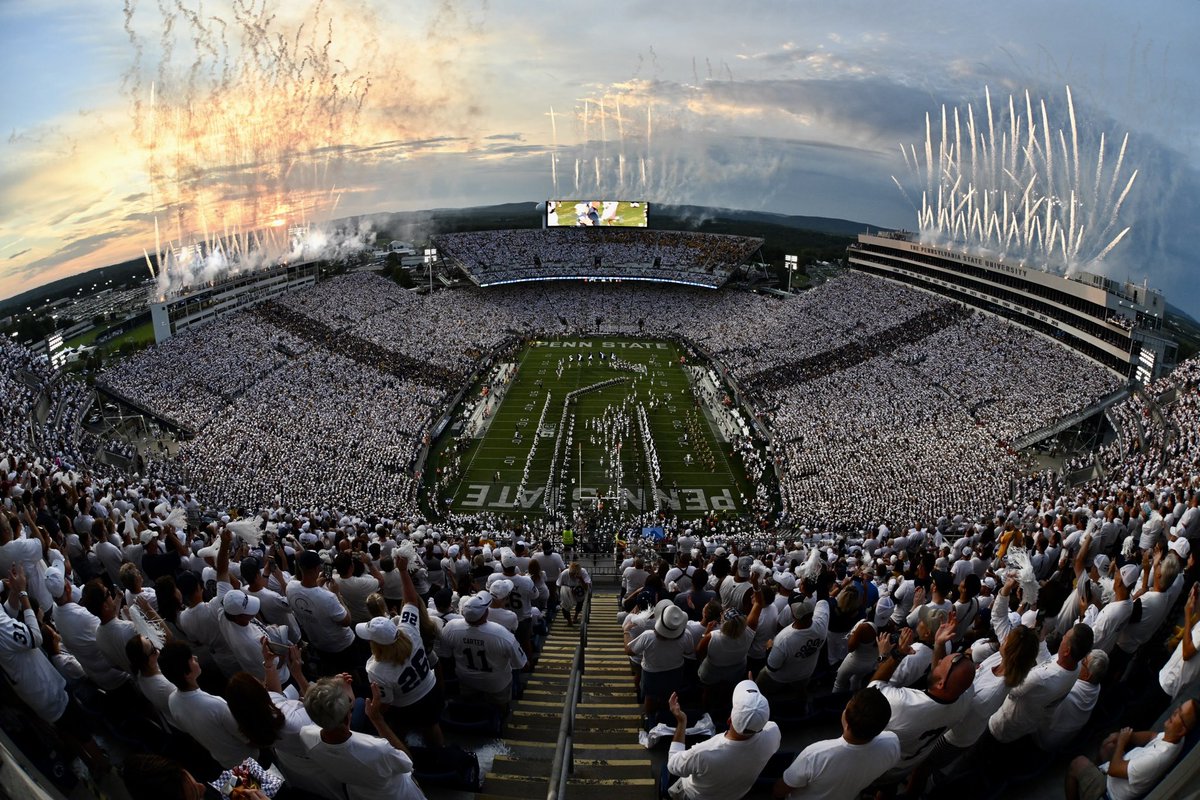 GoPSUsports's tweet photo. 1⃣1⃣0⃣,7⃣4⃣7⃣ Attendance 
𝑭𝒐𝒖𝒓𝒕𝒉 𝒎𝒐𝒔𝒕 𝒂𝒍𝒍-𝒕𝒊𝒎𝒆!! 
#WeAre https://t.co/dAFPAoHug8