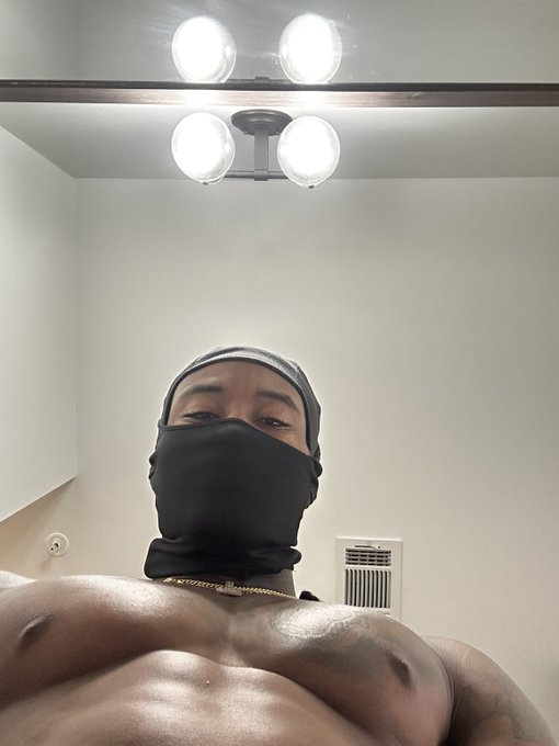 Watch Dwayne mckell's leaked NSFW photo on TwXstars