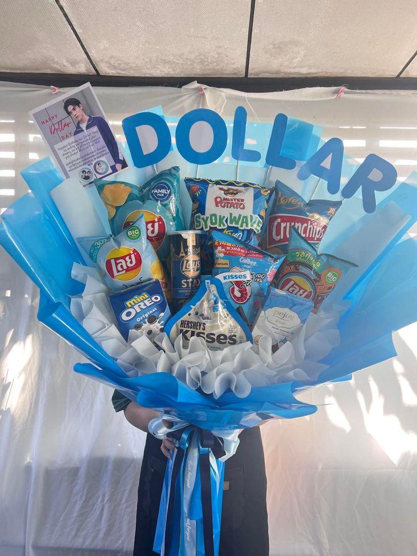 DollarOFC_PH's tweet photo. "Be proud of your progress and keep taking steps forward no matter how small."

@dollar_patchara Happy Birthday Son 🎂🥳 

A gift from: @fourthdollar14 and @DollarOFC_PH

#HBDDollar18th
#dollarpatchara 
#dollar_patchara https://t.co/pVUR7ENTDr