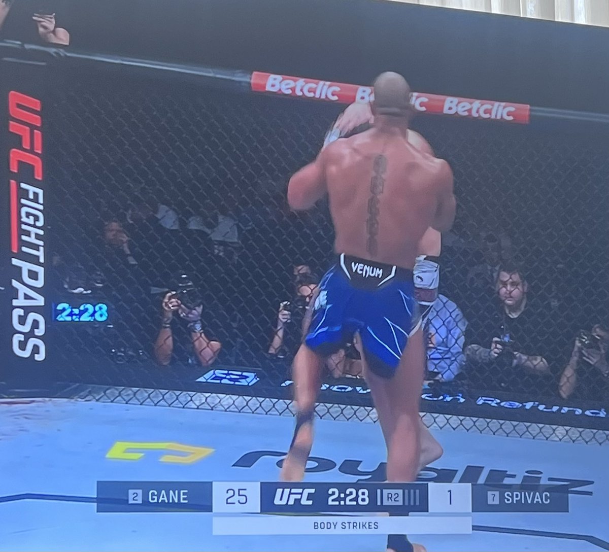 GilbertDorito's tweet photo. @CotyJitsu Spivak was clearly just getting started https://t.co/NNRnzRXy7p