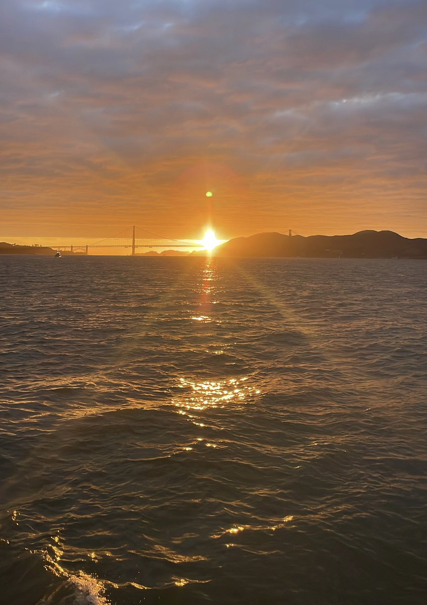 Tonight is magical 😍 #sanfrancisco #goldengatebridge #sunset