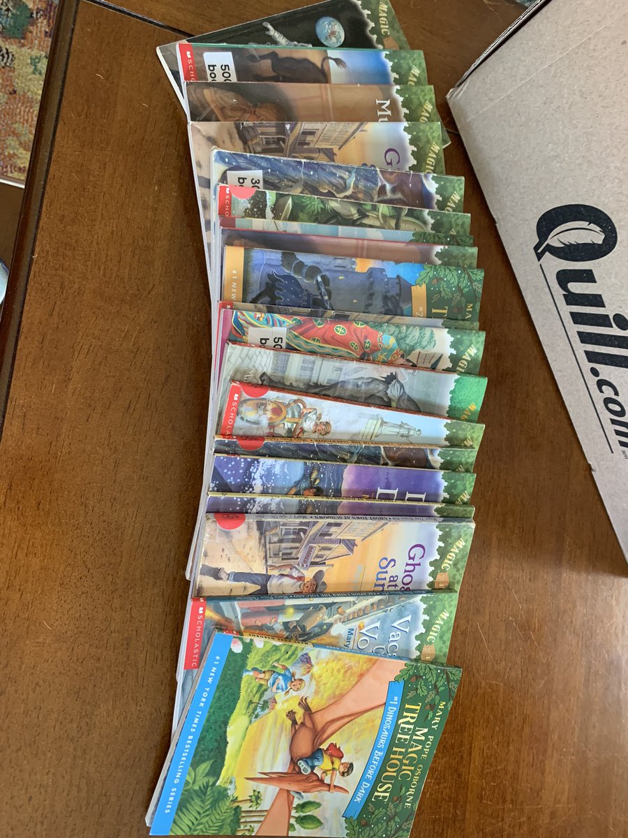 kellygrillo's tweet photo. So many donated books!! Thank you to @harleydavidson #Lafayette #Huntersmoon
and #RidersFirst @ridesafeindiana
Motorcyclist care about literacy! ๐๐๏ธ https://t.co/pS4oO3aLIV