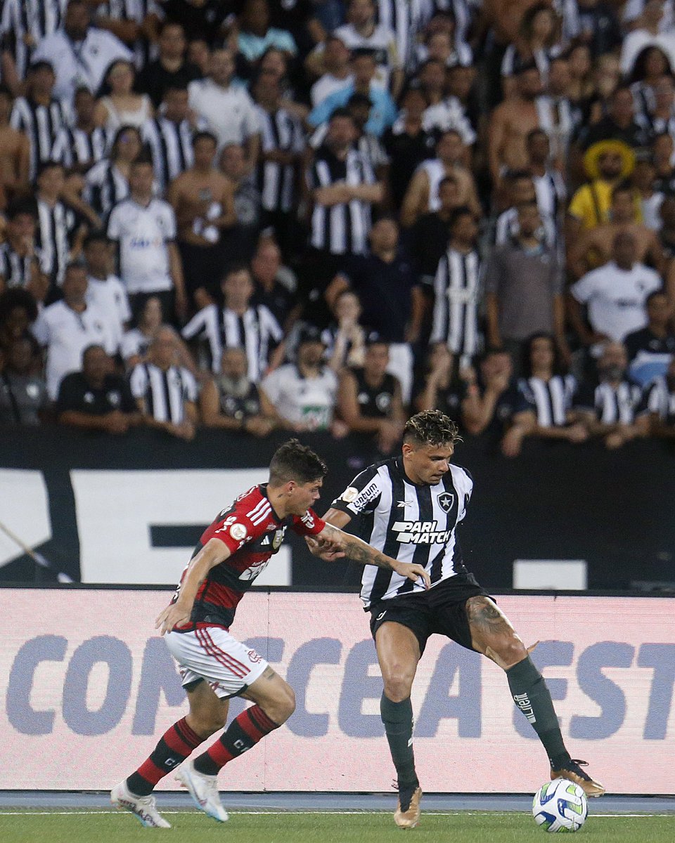 informafogo's tweet photo. A única coisa boa na partida de hoje foi o retorno de Tiquinho Soares. Enquanto esteve em campo, ajudou bastante.

De resto, para esquecer e bola para frente. https://t.co/RoLnZYN8yz
