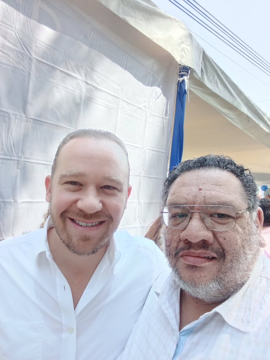 cesar_becerril1's tweet photo. hoy acudí a un evento al que me invitaron como representante de agrupación de transporte público tuve la oportunidad de saludar a @STaboadaMx @mauriciotabe y grandes excompañeros de partido y estoy de acuerdo en algo un gobierno con resultados se puede replicar en la cdmx https://t.co/dUxxbTSTX9