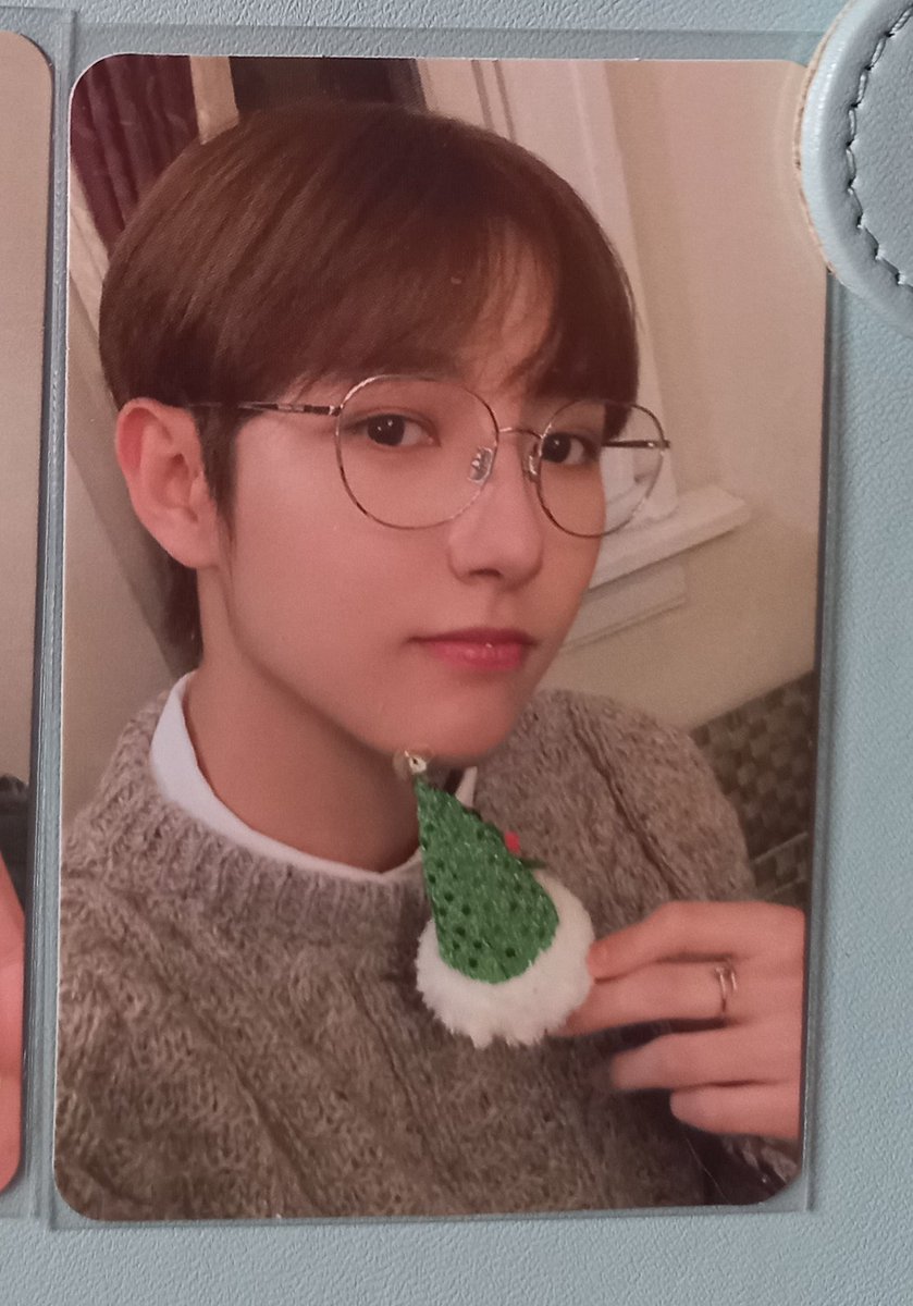 onyoitmark's tweet photo. ꒰ wtt lft ph onhand nct dream꒱ (help rt) 🥐

⤷have: renjun pink christmas
⤷want: jeno pink christmas
⤷ just dm @yoitlover 🥐

🏷 trade renjun jeno ph nct dream https://t.co/4xgj7SQ0LD