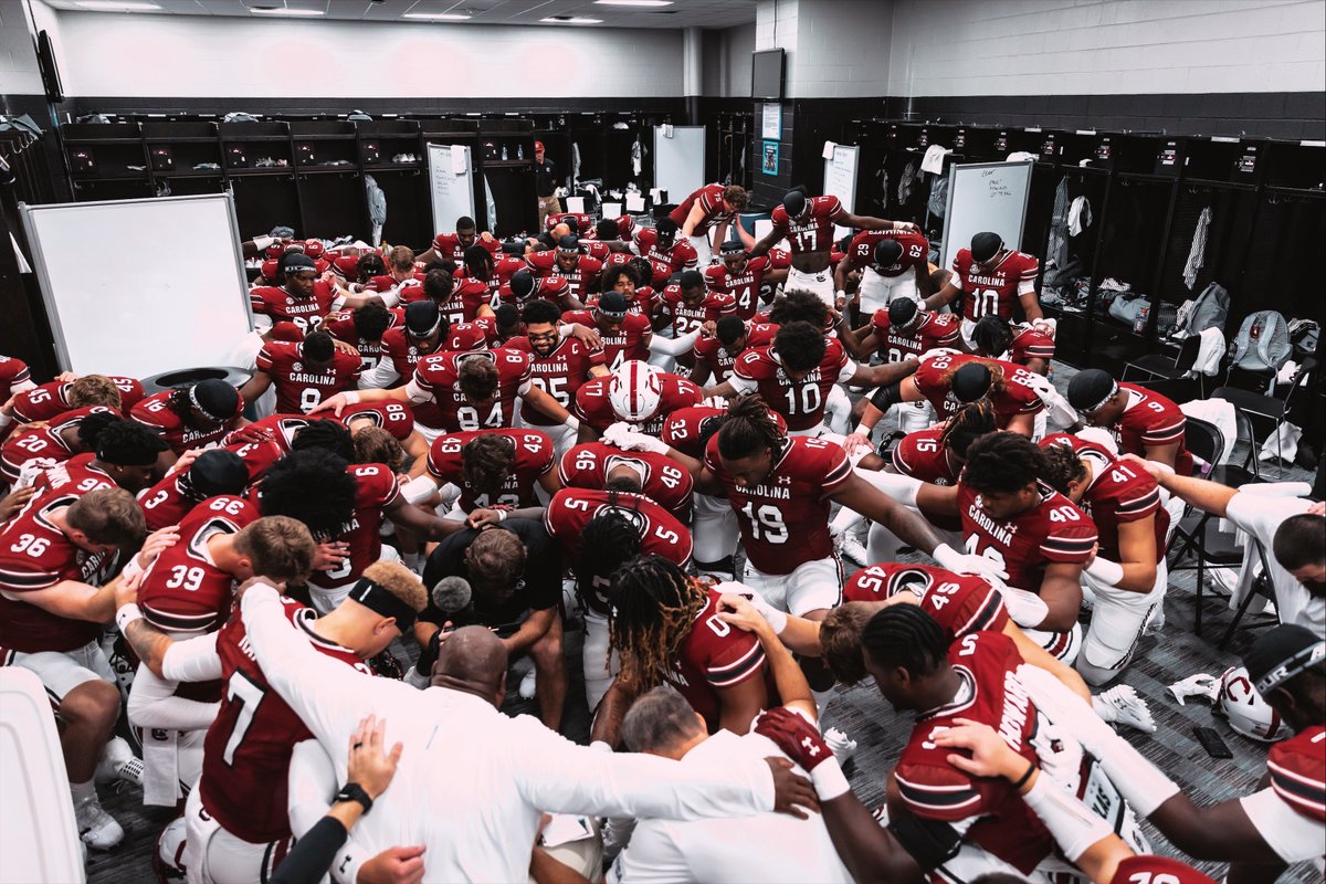 South Carolina Football tweet media
