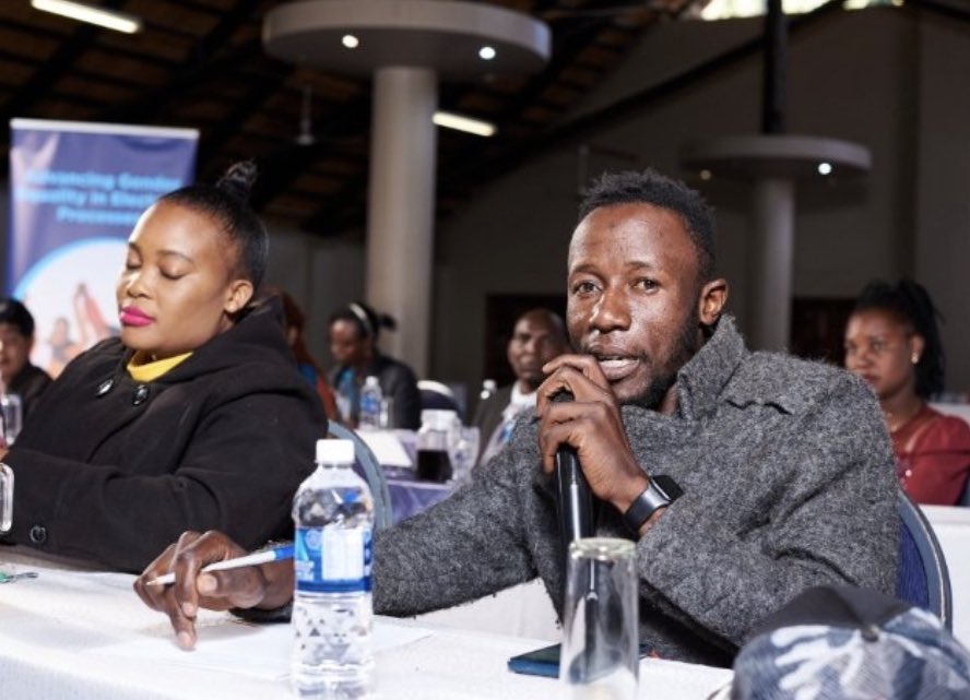 youthdecidezim's tweet photo. We condemn the ongoing abduction and torture of opposition party members. Our Constitution guarantees freedom of assembly and association. We urge the State to demonstrate tolerance and respect for democratic ideals, and thoroughly investigate the abduction of Cllr @Cde_Wombe. https://t.co/Ni6IafCPwU