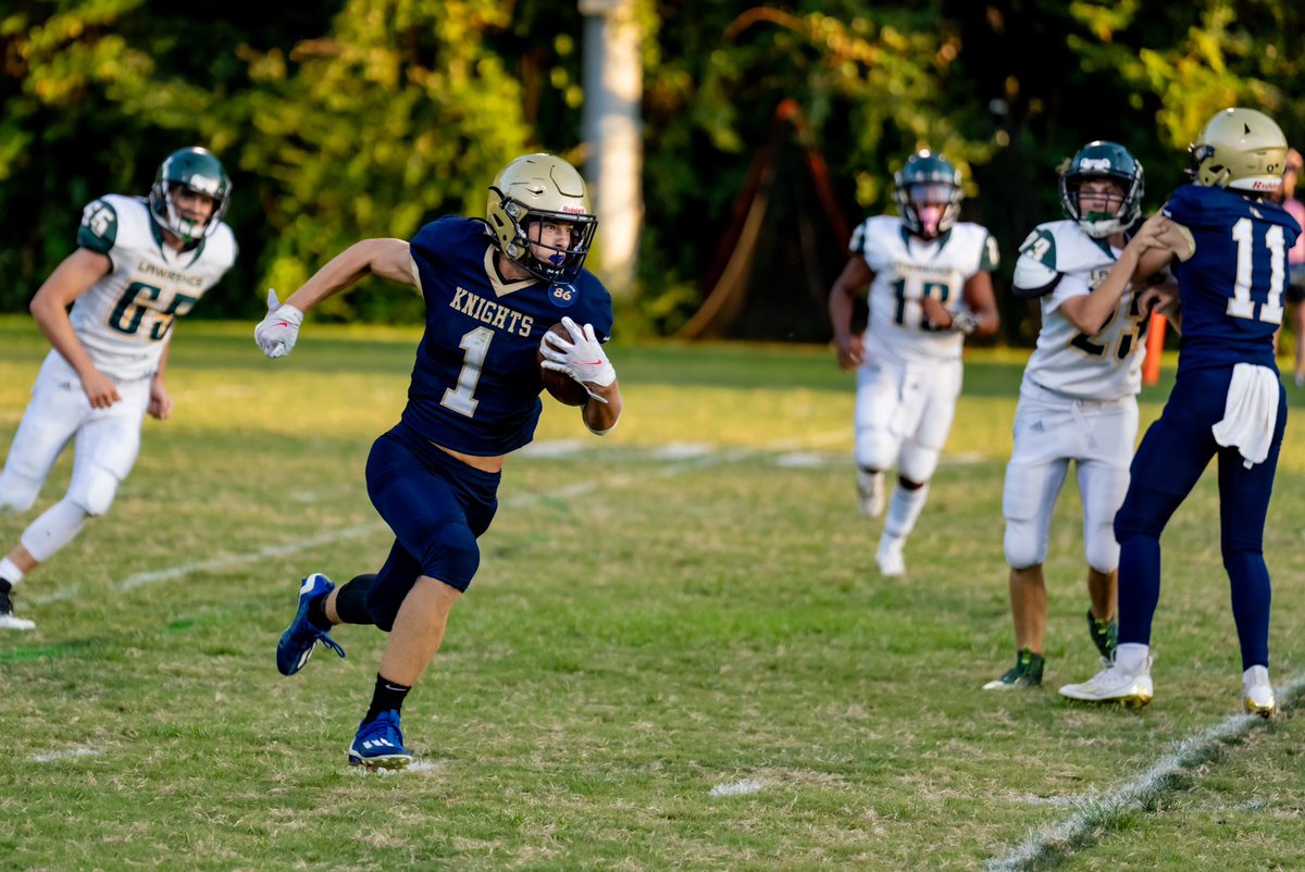 FBCoachElliott's tweet photo. Knights win again 62-36!
Great team win, led by soph @reedharvey14 with a school record 521 yds passing and 7 TDs and @LandonM85076723 with 12 tackles, 3 TFLs and a FF.

These guys can play. 

@8ManExtreme 
@JMBpreps 
@NPCoachJeff 
@CoachGoebbel 
@NCPreps https://t.co/QrY94wOJpV