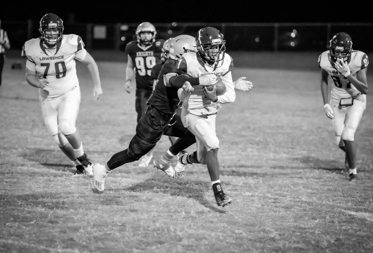 FBCoachElliott's tweet photo. Knights win again 62-36!
Great team win, led by soph @reedharvey14 with a school record 521 yds passing and 7 TDs and @LandonM85076723 with 12 tackles, 3 TFLs and a FF.

These guys can play. 

@8ManExtreme 
@JMBpreps 
@NPCoachJeff 
@CoachGoebbel 
@NCPreps https://t.co/QrY94wOJpV