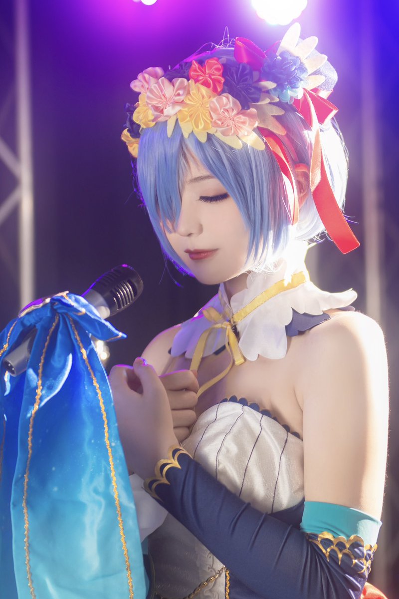 rokasann's tweet photo. レムリン💙💛アイドルバージョン

📷 @xqwonder 

#レム　#リゼロ　#コスプレ https://t.co/CeEZZ8W0aB