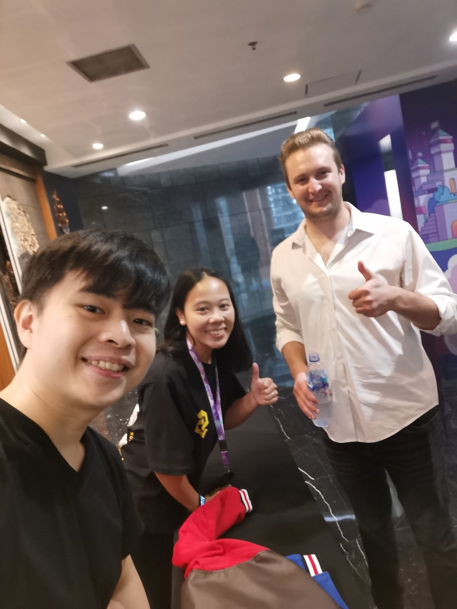 NN93GGWP's tweet photo. Thank you @FilFoundation @MetaPals @Filecoin for the great event!

Having my 79th talks with great people here at Meta Fantasy Jakarta! @avariksaga @creo_engine @AgateInt @JukiverseNFT @metaNesia_id @sekuyaofficial https://t.co/lfeFDnkAw1