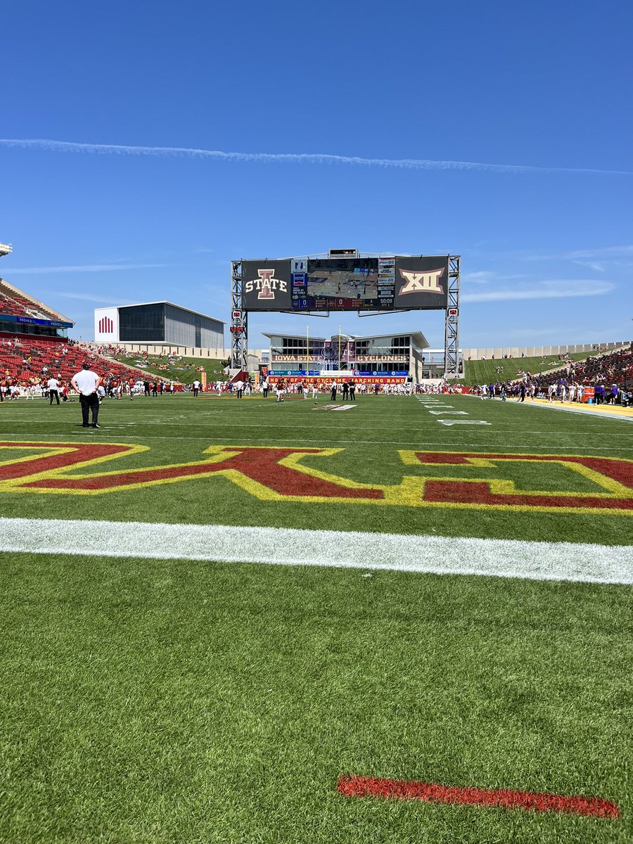 meyermann56's tweet photo. What a awesome day in Ames! Thanks for inviting me! @DerekHoodjer @ISUFBRecruiting https://t.co/9aUb41yqJC