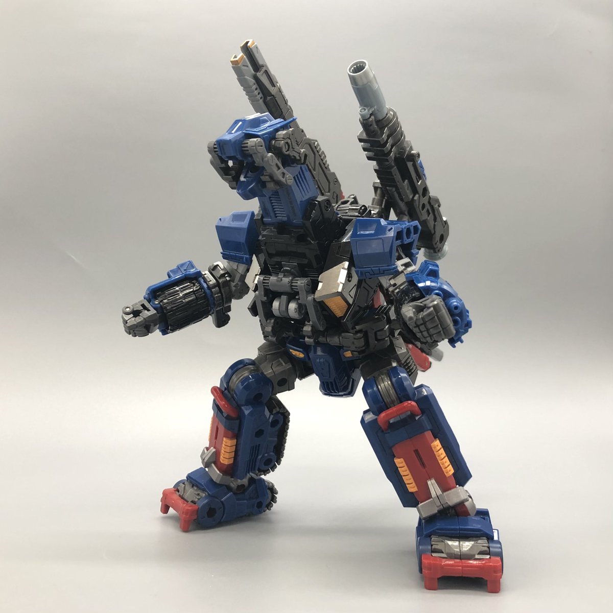 P2NPA7jsAtoB6Uq's tweet photo. #ダイアクロン　
「ダイア・ガロンMkⅡ」
頭周りを改修

まあまあ雰囲気出たと思います（口がちょっとだけ開きます）😊 https://t.co/csC2pY5xlb