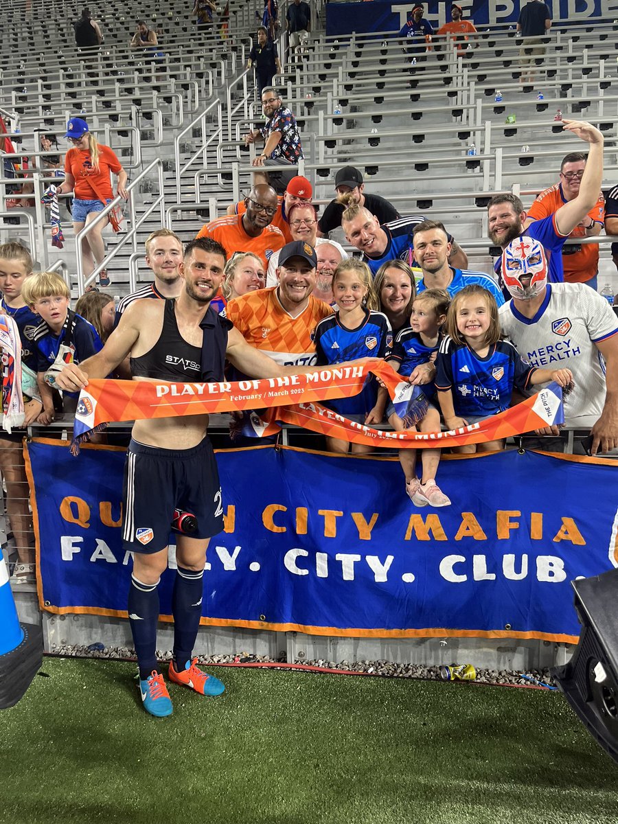 queencitymafia's tweet photo. While it wasn’t our night on the field, we were able (in typical @queencitymafia fashion) to finally present @MattMiazga3 with his #PlayerOfTheMonth scarfs for the periods of Feb/March and July.
There is no doubting to his importance to our backline!
#FamilyCityClub #EstIn134 https://t.co/fRvUOHeJWz