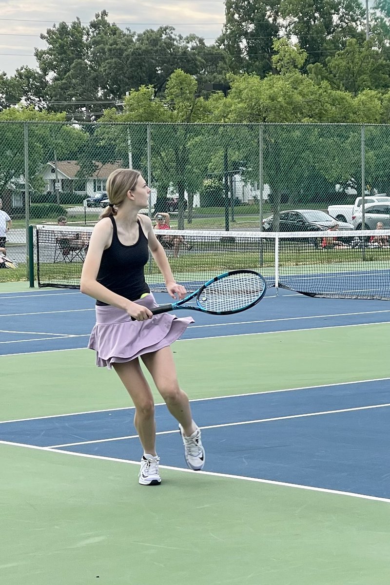 HunterHill2027's tweet photo. Just finished up my first week of Freshman year tennis. Iโm having a great time and learning a lot! #gocycs https://t.co/P4DvAftApb