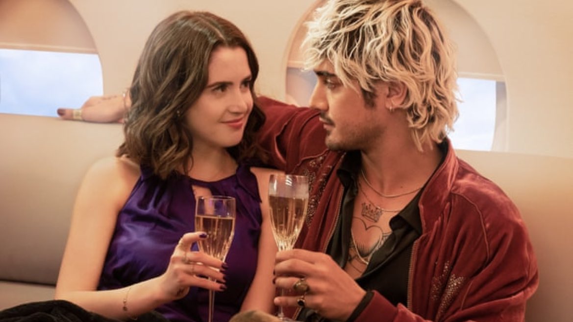 noirsung's tweet photo. i chose the austin moon variant #chooselove https://t.co/LX1mbfGnOC