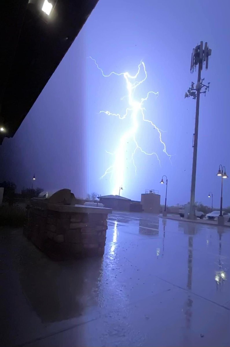 Melissa Swader🎤🎥📝 tweet media