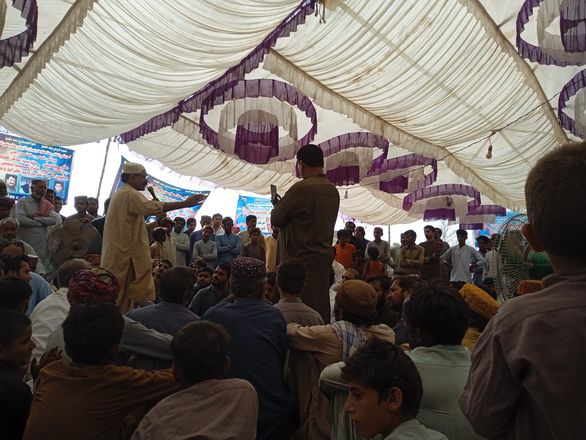 amanullah6985's tweet photo. #KashmorProtest https://t.co/Hdwi6Xme8g